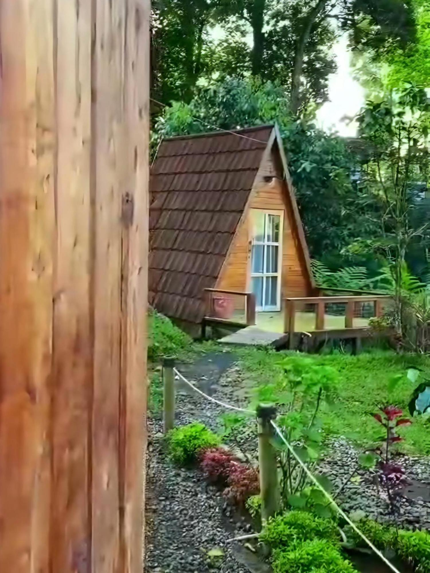 Hotel Penginapan Nuansa Riung Gunung Pangalengan Exterior foto